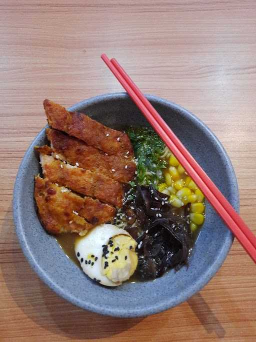 Katsumi Ramen Soreang 10