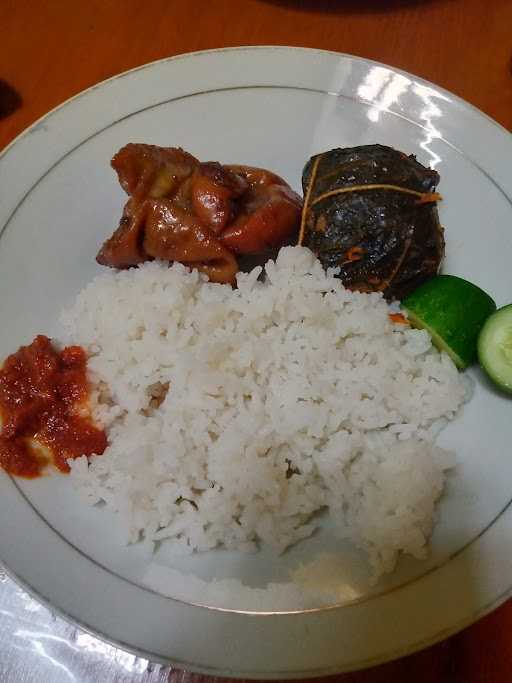 Warung Nasi Ma'Jua 2