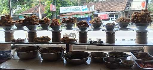 Rumah Makan Padang Dp 7