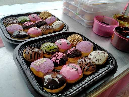 Ita Donuts 1 - Donat Susu, Srengat 7