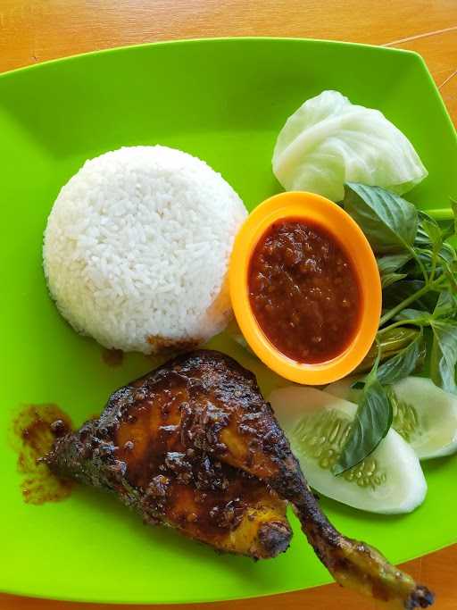 Warung Pak Tumis 9