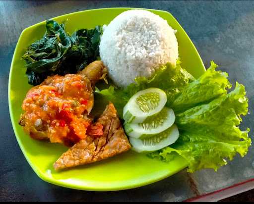 Ayam Penyet Mamaze Iwan Cabang Sruweng 4