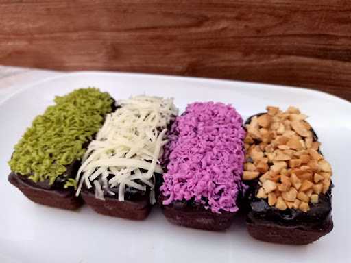 Brownies Meleleh Sentana Sadang Sucinaraja 8