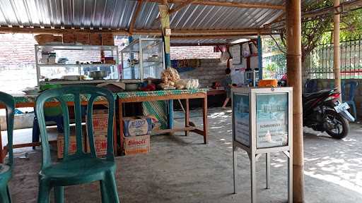 Warung Nasi Bu Elmi Ketangga 9