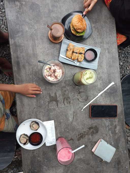 Cafe Tanahdatar 3