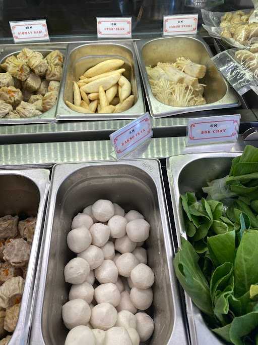 Bakbi Bakso Bakwan Babi - Gading Serpong 7