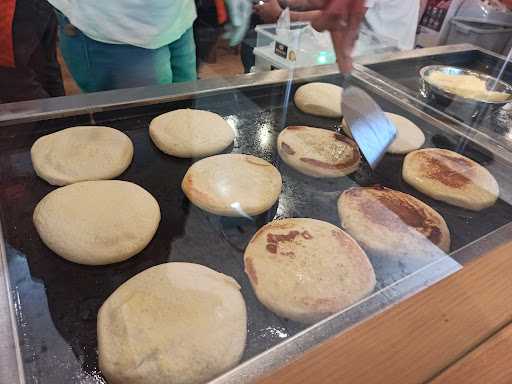 Gamchi Korean Potato Cheese Bread, Aeon Sentul 4