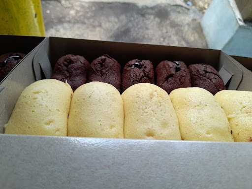 Kue Balok Brownies Khas Bandung 9