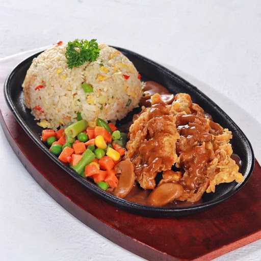 Nasi Goreng Steak Crispy Sedap Sari Cibogo Atas No 51 B Rt 01/03 Sukawarna,Sukajadi 7