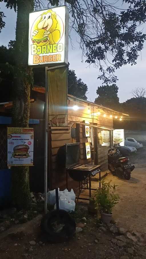 Borneo Burger Sarijadi Perintis 4