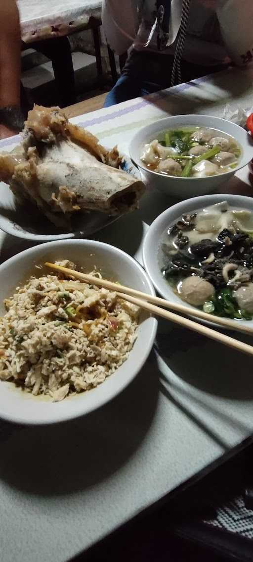 Mie Yamin Bakso Bejo Pasteur 10