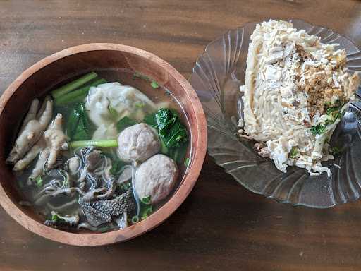 Mie Yamin Bakso Bejo Pasteur 7