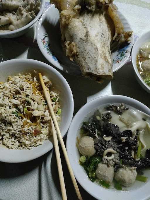 Mie Yamin Bakso Bejo Pasteur 1