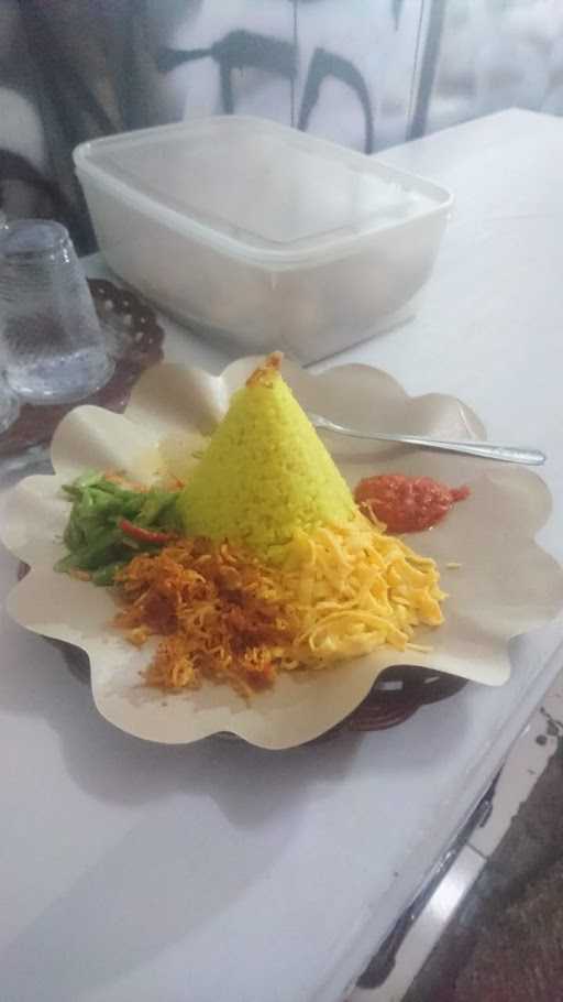 Republic Sangu Koneng / Nasi Kuning 3