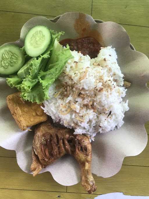 Waroeng Nasi Uduk Ayam Kengkong 1