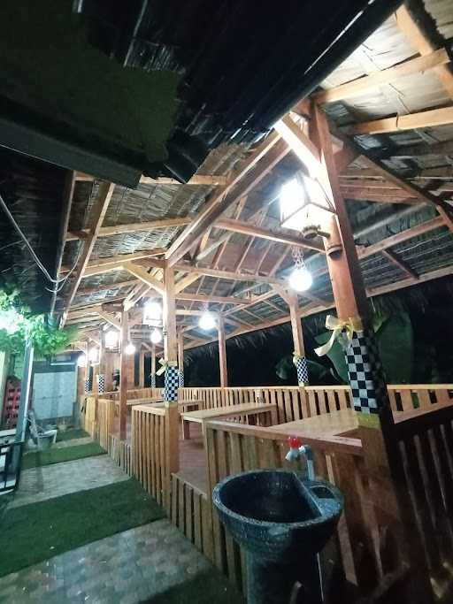 Rumah Makan Padang Putra Utama 5