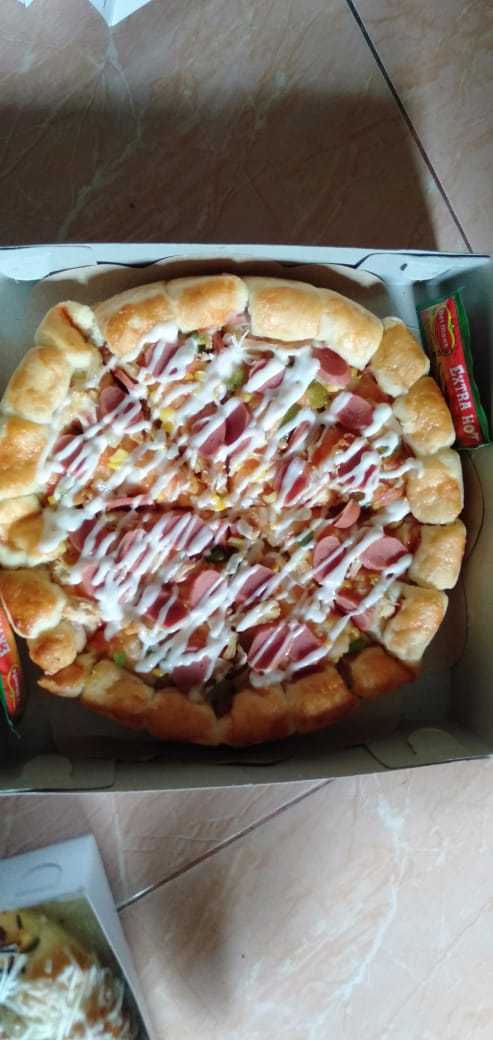 Haikal Pizza 5