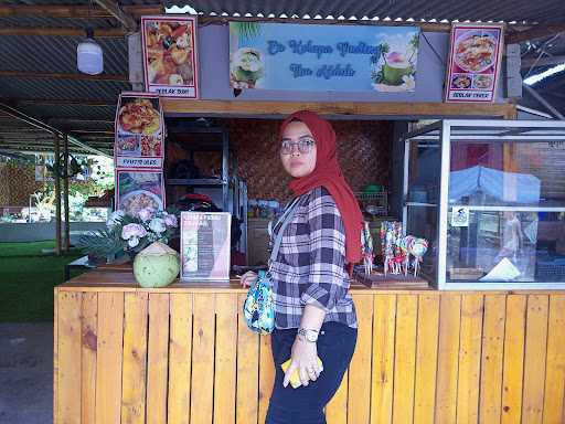 Warung Es Kelapa Cibakung 6