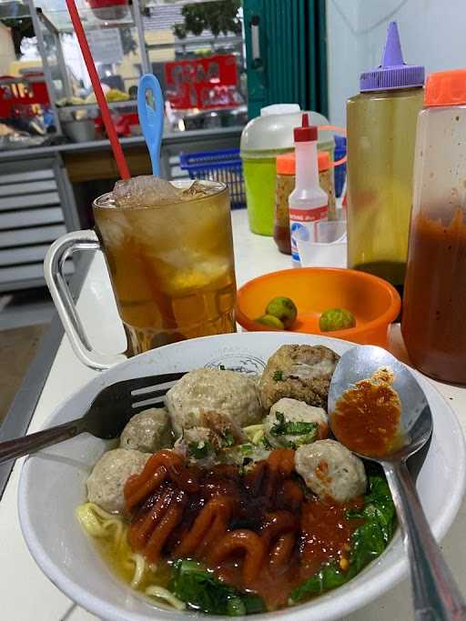 Bakso Mie Ayam Kembar Solo 7