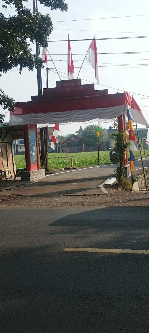 Warung Seblak Teh Uzu 8