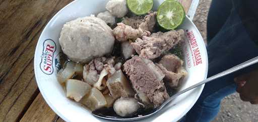 Yumna Mie Baso Urat 1