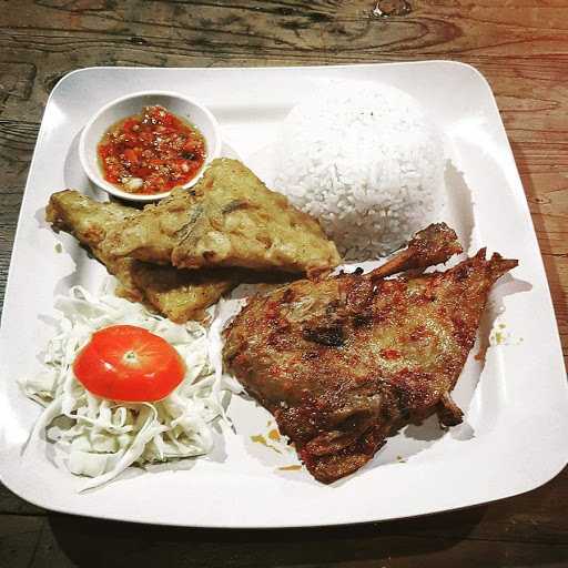 Bebek Bohayy Bogor Raya 10