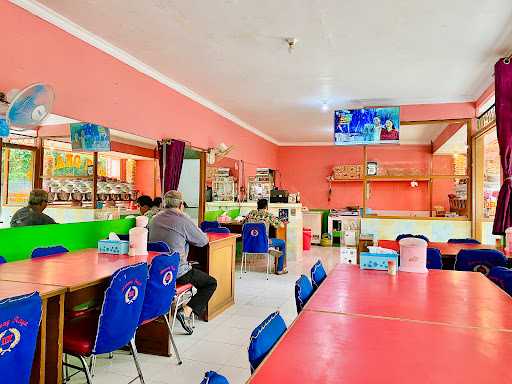 Restoran Padang Minang Raya 8