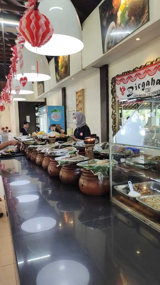 Warung Nasi Ampera Sentul 7