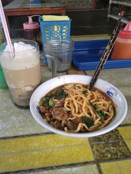 Mie Ayam Pengkolan 8