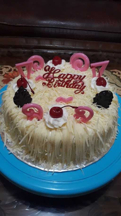 Aulia Cake'S Sukarami 10