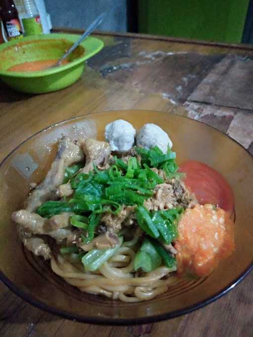 Garasi Bunda Mie Ayam & Seblak 2