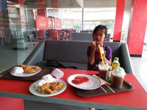 KFC - Simpang Bandara Palembang 8