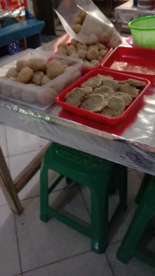 Pempek Ikan Aisyah Delis 1