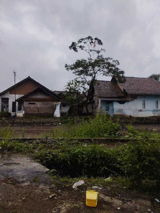 Batu Seukeut (Center) 2