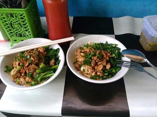 Mie Ayam Hoax 2