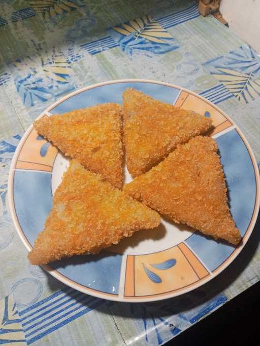 Roti Goreng & Risoles Simpang 8