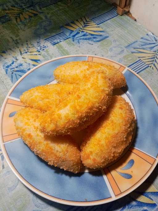 Roti Goreng & Risoles Simpang 7