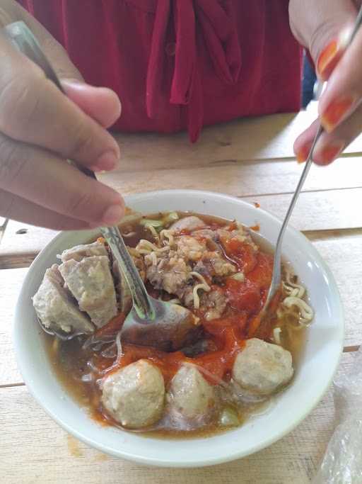 Mie Ayam Baso Halya 4