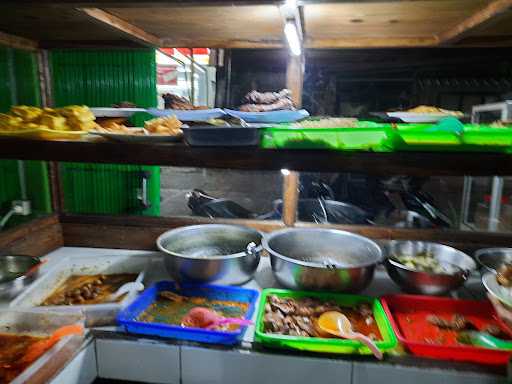 Warung Nasi Mg Oyok 2