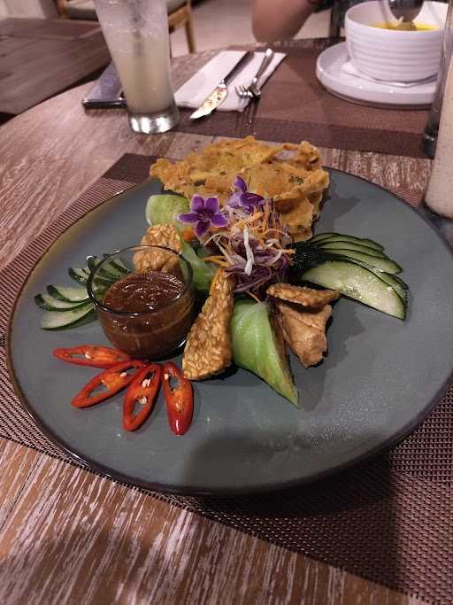 Somarasa Plant-Based Restaurant 7