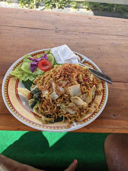 Warung Makan Tenten Bamboe 8