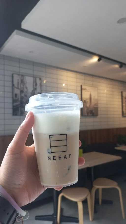 Neeat Coffee & Kitchen 6