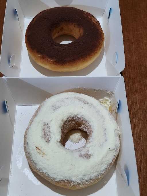 Donatsu - Donat Susu Gerlong 10