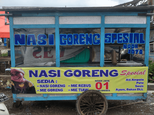 Nasi Goreng Spesial Khas Cirebon 3