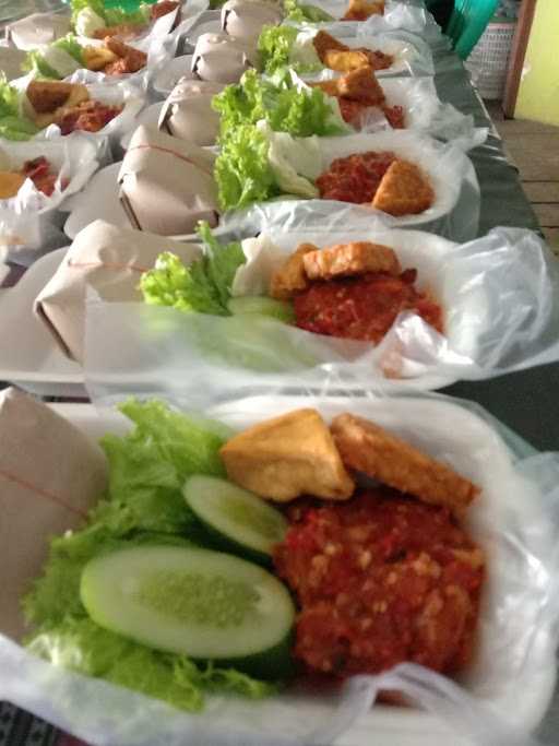 Warung Nasi Faslah Cianting 3