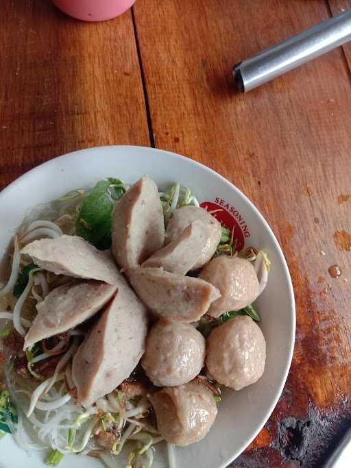 Mie Ayam Pak Imut 3