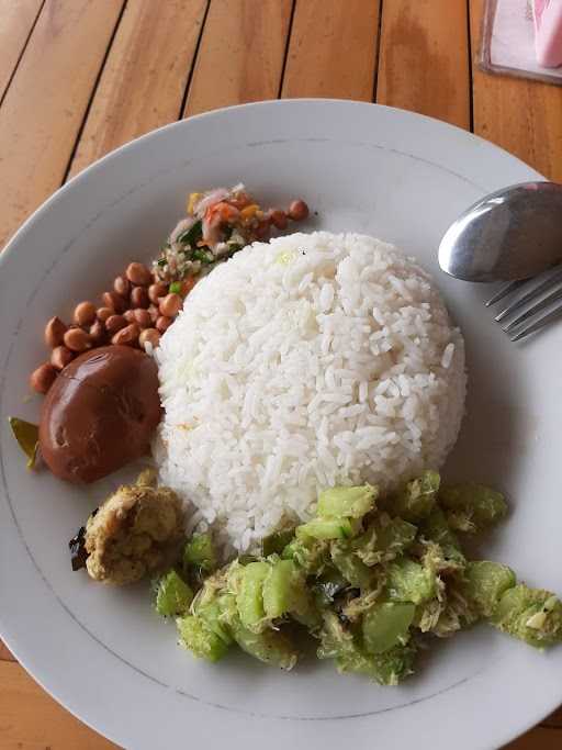 Warung Makan Rr 7