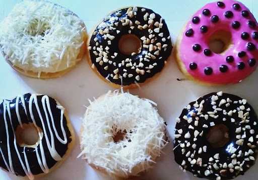 Donat Tayaka 1