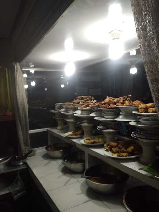 Rumah Makan Minang Batubulan 9