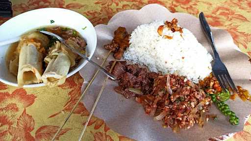 Warung Lawar Sapi Bu Rincim 3